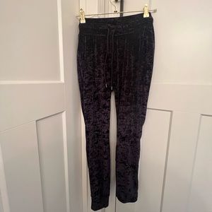 Lululemon blue velvet joggers